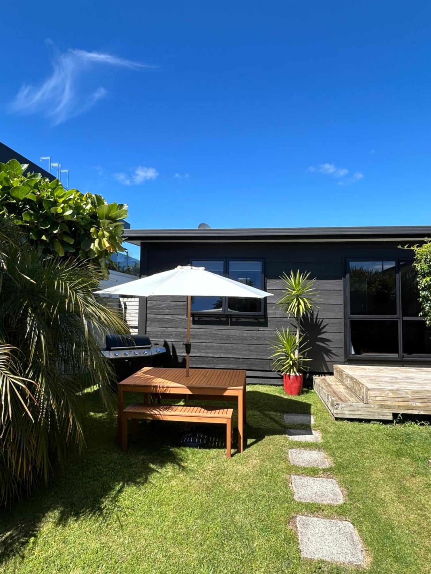 Evolve Bach Villa Whitianga Exterior photo